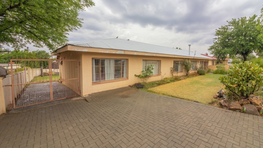 4 Bedroom Property for Sale in Morewag Free State